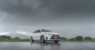 รีวิว ลองขับ All New Toyota Yaris ATIV รุ่น Premium Luxury ราคา 689,000บาท