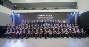 Mercedes-Benz awarded German certificates to technicians on Graduation Day