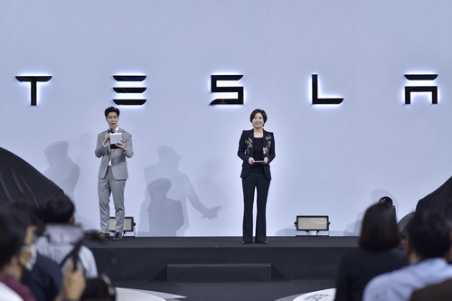Yvonne Chan ผู้อำนวยการประจำประเทศไทยของ Tesla เปิดตัวรถรุ่น Model 3 และ Model Y อย่างเป็นทางการในประเทศไทย