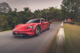 Porsche Taycan Turbo Cross Turismo 2024