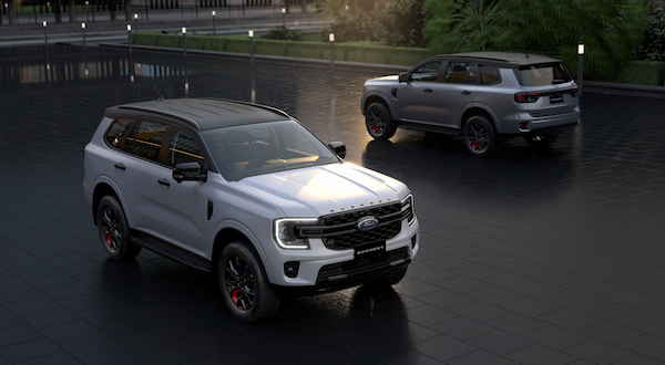 Ford Everest Sport Special Edition_Snowflake White Pearl and Aluminium Metallic