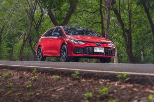 Toyota Corolla Altis HEV GR Sport 2025 exterior
