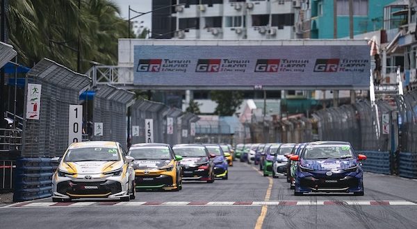 COROLLA ALTIS GR SPORT ONE MAKE RACE