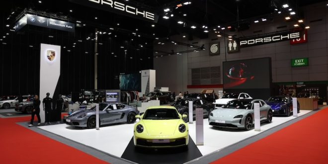 บูธปอร์เช่ในงาน BIG MOTOR SALE 2025