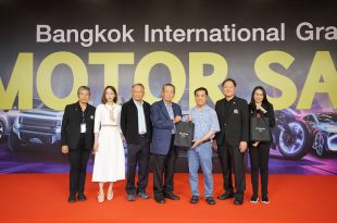 สุริยะ จึงรุ่งเรืองกิจ รองนายกรัฐมนตรีและรัฐมนตรีว่าการกระทรวงคมนาคม ชมงาน “BIG MOTOR SALE 2025”