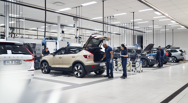 วอลโว่ คุ้มครองตลอดการเป็นเจ้าของรถ กับโปรแกรม Volvo Genuine Parts Extended Warranty