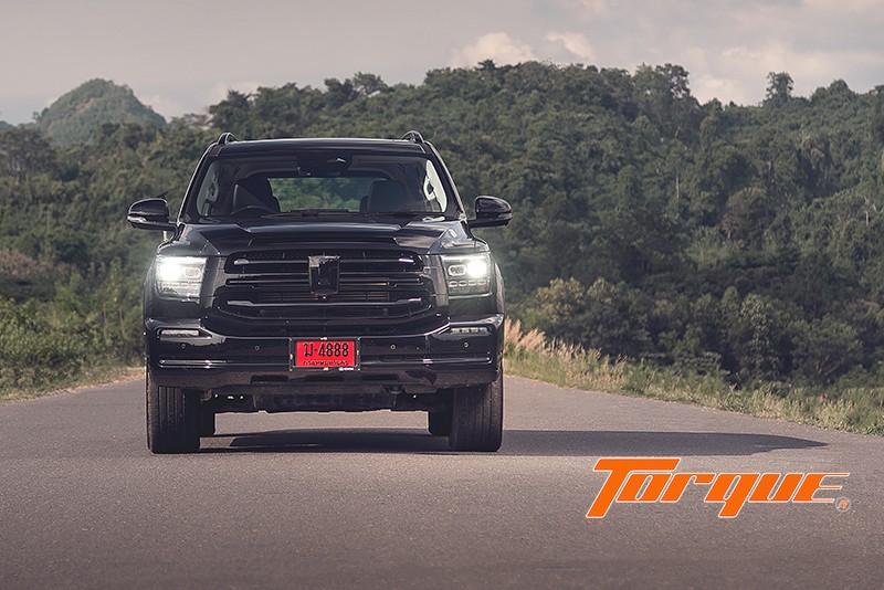 GWM TANK 500 Diesel Black Warrior 4WD – มุมหน้าตรง ด้านหน้าตรงของ GWM TANK 500 Diesel Black Warrior 4WD 2025