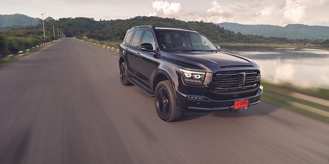 GWM TANK 500 Diesel Black Warrior 4WD 2025 วิ่งบนถนน มุมหน้าตรง