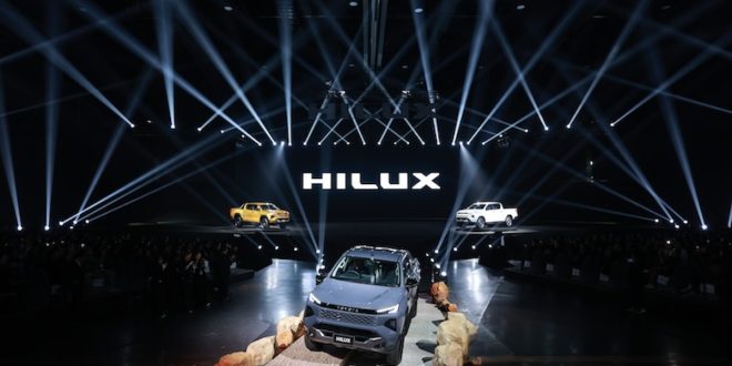 Toyota Hilux Travo และ Travo-e ใหม่ 2025 เปิดตัวในไทย — กระบะดีไซน์ใหม่ “Greater Together” ครอบคลุมทุกการใช้งาน