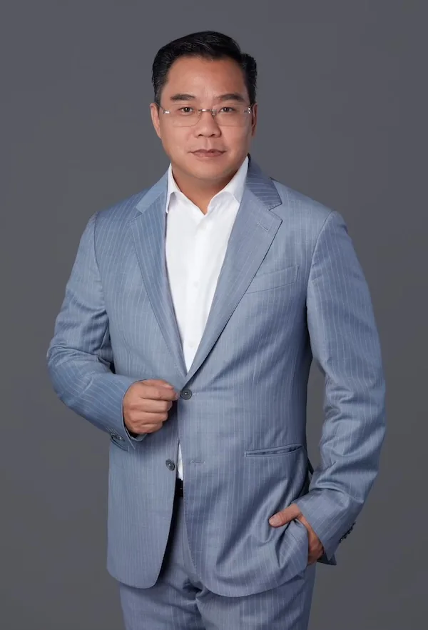 ดร.สัณหวุฒิ ธรรมชวนวิริยะ CEO กลุ่ม MGC-ASIA ดร.สัณหวุฒิ ธรรมชวนวิริยะ ประธานเจ้าหน้าที่บริหารกลุ่ม บริษัท มิลเลนเนียม กรุ๊ป คอร์ปอเรชั่น (เอเชีย)