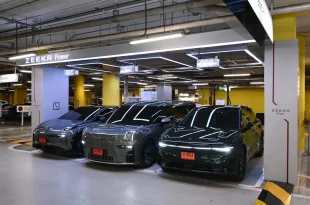 สถานีชาร์จ ZEEKR Power ที่เซ็นทรัลเวิลด์ พร้อมให้ลูกค้า ZEEKR ใช้งานฟรี