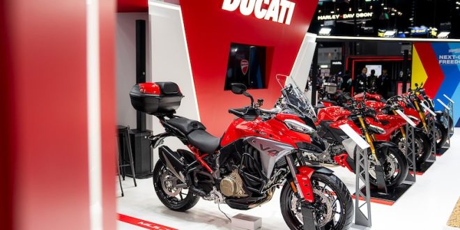 รถ Ducati Multistrada V4 S และรุ่นต่างๆ จัดแสดงภายในบูธ Ducati Thailand งาน Motor Expo 2025