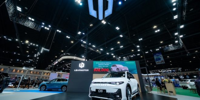บูธ Leapmotor โชว์รุ่น C10 และ B10 หลายรุ่นในงาน Motor Expo 2025