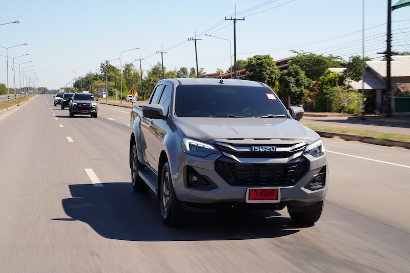 ISUZU D-MAX HI-LANDER ใหม่ กับเครื่องยนต์ Ddi MAXFORCE ISUZU D-MAX HI-LANDER ใหม่ ร่วมคาราวานทดสอบเครื่องยนต์ Ddi MAXFORCE
