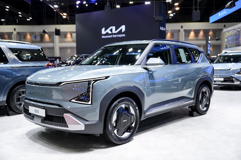 Kia EV5 Air – เปิดตัว Motor Expo 2025 Kia EV5 Air เปิดตัวในงาน Motor Expo 2025 ดีไซน์ล้ำสมัยแบบ SUV ไฟฟ้าเต็มรูปแบบ