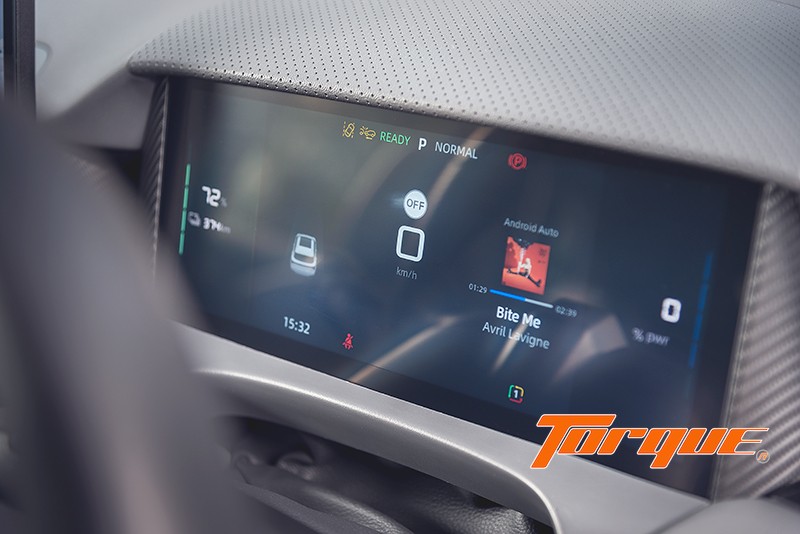 จอผู้ขับ MG S5 EV PLUS 2025 จอแสดงผลผู้ขับ MG S5 EV PLUS 2025 ขนาด 10.25 นิ้ว แสดงข้อมูลการขับขี่และระบบช่วยขับ