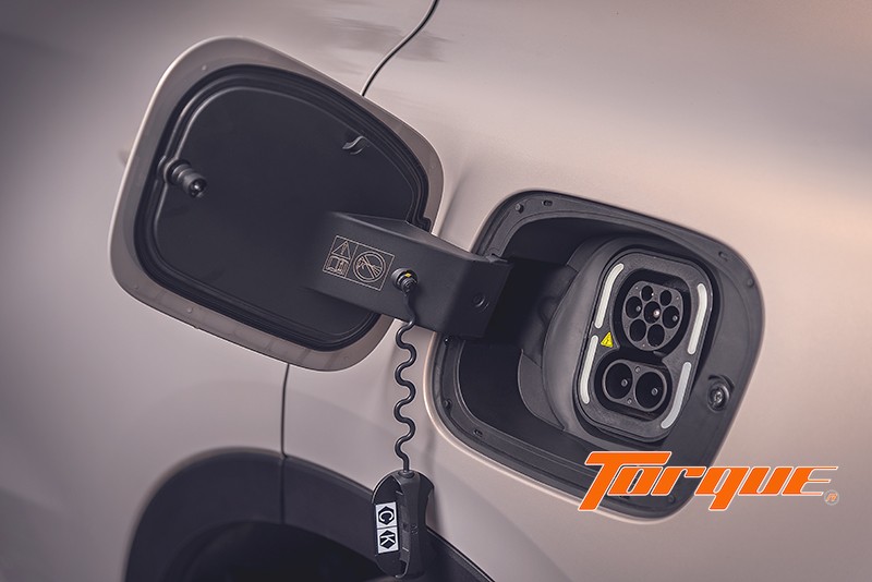 พอร์ตชาร์จ MG S5 EV PLUS 2025 ช่องเสียบชาร์จไฟฟ้า MG S5 EV PLUS 2025 รองรับชาร์จ AC และ DC Fast Charge