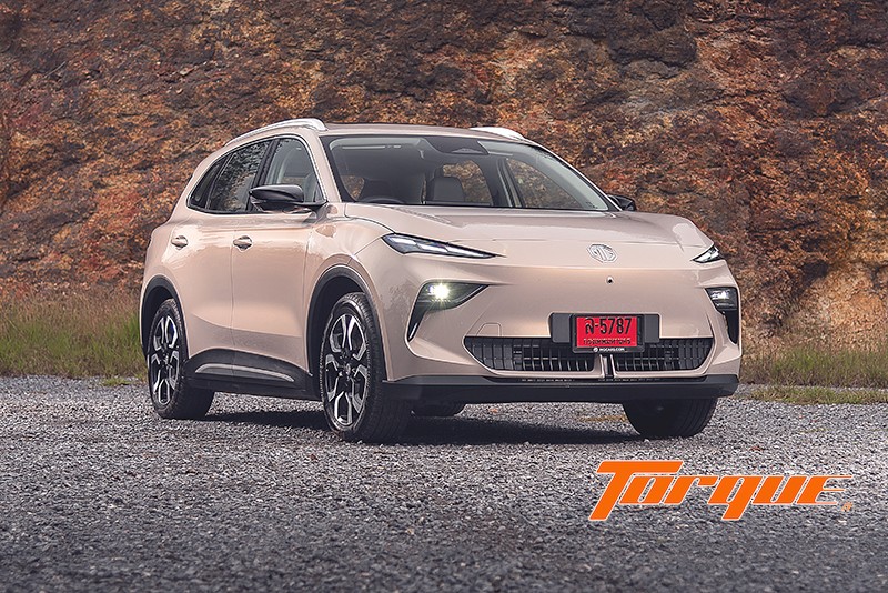 ดีไซน์ด้านหน้า MG S5 EV PLUS 2025 MG S5 EV PLUS 2025 มุมด้านหน้า ดีไซน์ใหม่แพลตฟอร์ม EV พร้อมไฟ DRL และกระจังหน้า Active Air