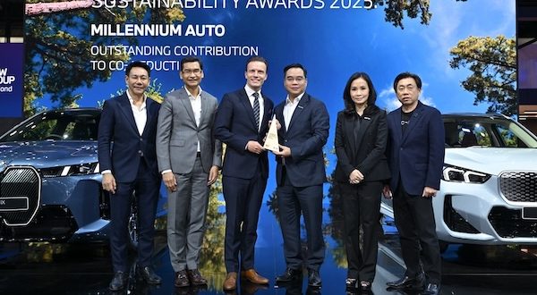 ผู้บริหารมิลเลนเนียม ออโต้ กรุ๊ป รับรางวัล Sustainability Awards 2025 สาขา Outstanding Contribution to CO₂ Reduction จาก BMW Group Thailand
