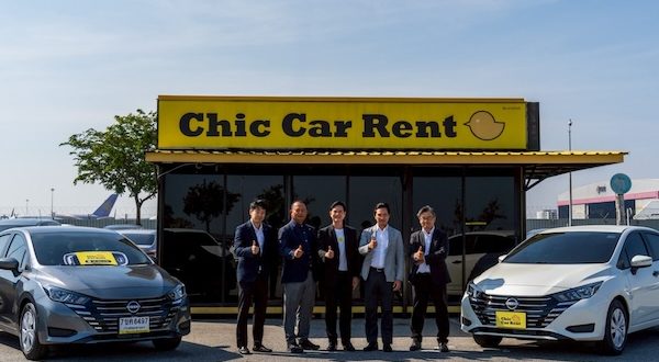 ผู้บริหารนิสสัน ประเทศไทย ส่งมอบรถยนต์ นิสสัน อัลเมร่า 50 คัน ให้ Chic Car Rent ที่สนามบินสุวรรณภูมิ