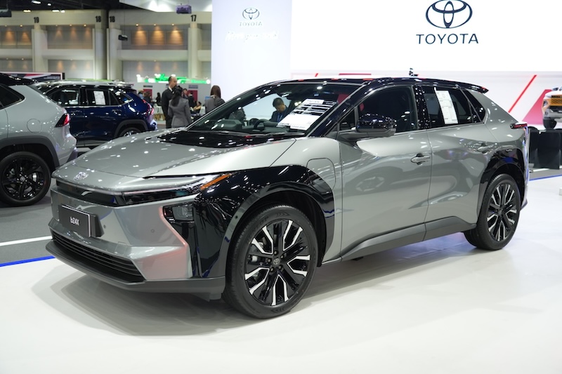 Toyota bZ4X Two-Tone Edition Motor Expo 2025 Toyota bZ4X สีทูโทนในงาน Motor Expo 2025
