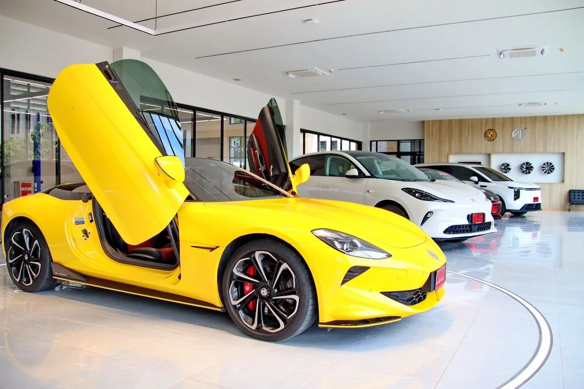 ศูนย์เรียนรู้ยานยนต์ไฟฟ้า MG ภายในมหาวิทยาลัยอัสสัมชัญ พื้นที่จัดแสดงรถยนต์ MG ภายในศูนย์ Gabriel Mary มหาวิทยาลัยอัสสัมชัญ