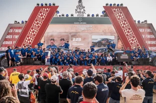 ทีม Ford Racing ฉลองความสำเร็จบนโพเดียม Dakar Rally ประเทศซาอุดิอาระเบีย