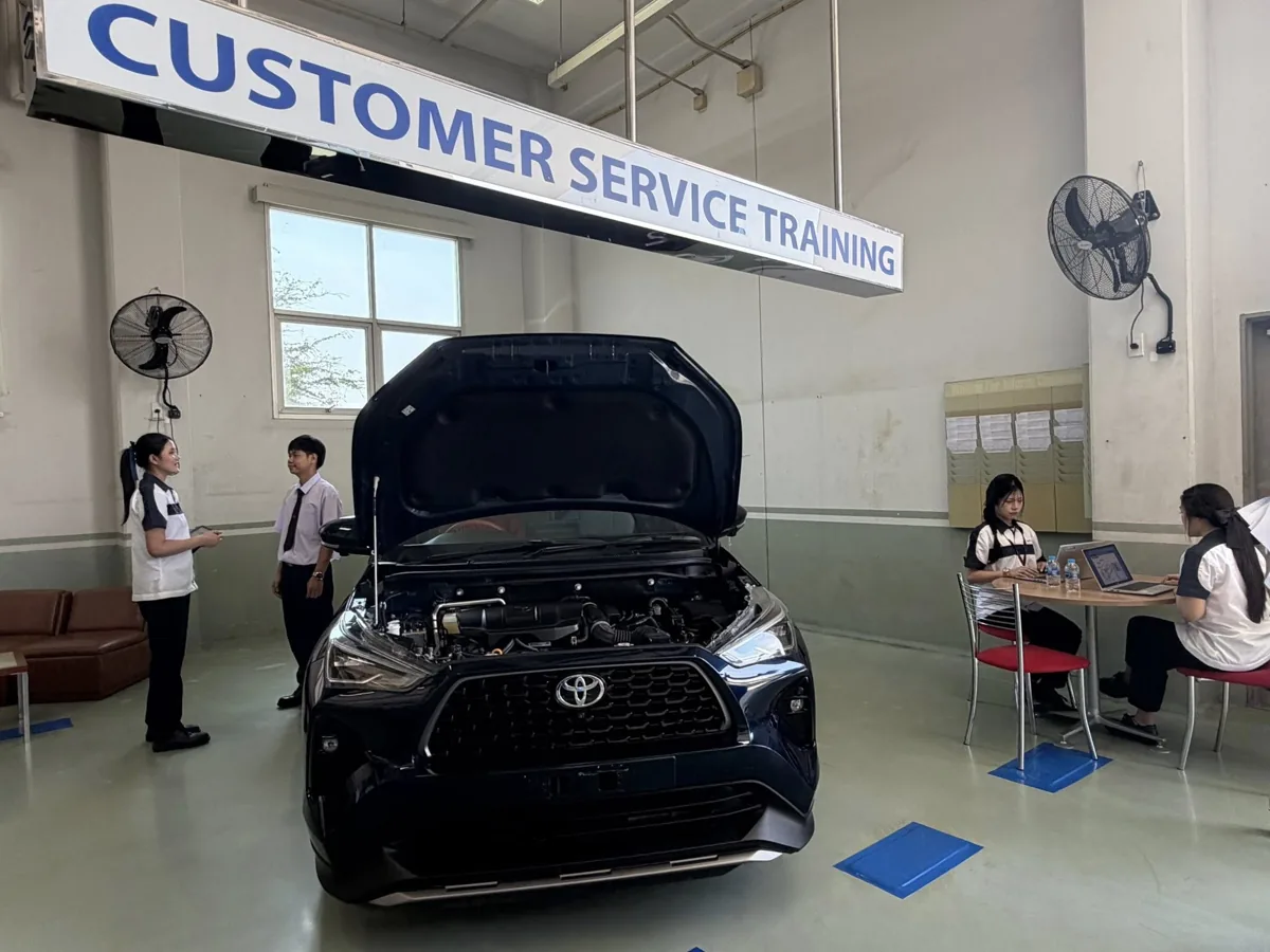 การฝึกอบรม Customer Service มาตรฐานโตโยต้า การฝึกอบรมงานบริการลูกค้าในห้อง Customer Service Training ของโตโยต้า