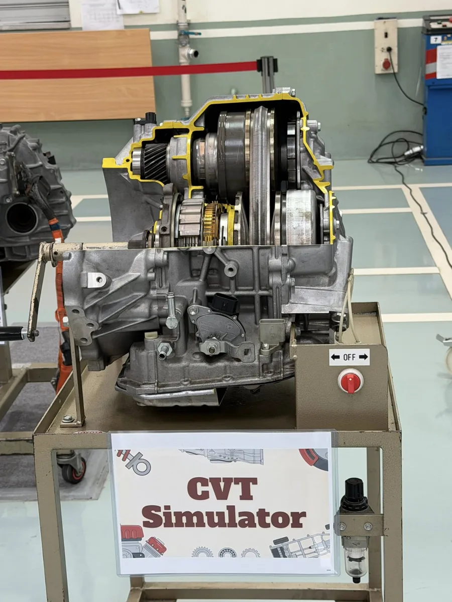 CVT Simulator ระบบส่งกำลังอัตโนมัติ Toyota ชุดฝึก CVT Simulator แสดงโครงสร้างระบบส่งกำลังอัตโนมัติ