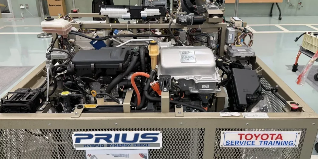 āļāļļāļāļāļķāļ Toyota Prius Hybrid Synergy Drive āļŠāļģāļŦāļĢāļąāļāļāļēāļĢāļāļāļĢāļĄāļāđāļēāļāđāļāđāļĒāļāđāļē