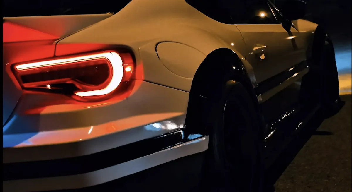GR 86 Neo86 Rear Night Shot Toyota GR 86 Neo86 ด้านท้าย ไฟท้าย LED กลางคืน