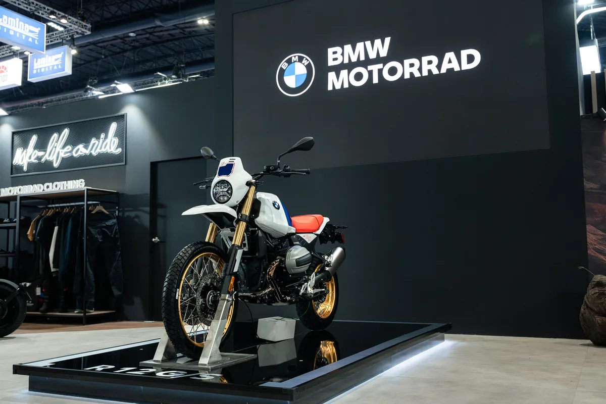 BMW R 12 G/S ใหม่ ภายในบูธ BMW Motorrad ในงาน Motor Show 2026 บีเอ็มดับเบิลยู R 12 G/S ใหม่ จัดแสดงภายในบูธ BMW Motorrad ในงานมอเตอร์โชว์ 2026