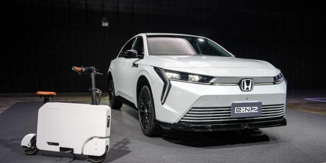 Honda e:N2 พร้อมของแถม Motocompacto Electric Scooter สำหรับลูกค้า 100 คันแรก