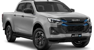 Isuzu D-Max EV รถกระบะไฟฟ้า 100% สีเทาในภาพสตูดิโอ มุมมองด้านหน้าเฉียง
