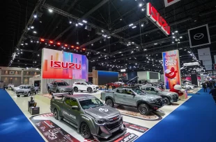 บูธ Isuzu ในงาน Motor Show 2026 จัดแสดงรถกระบะ รถอเนกประสงค์ และรถแต่งพิเศษหลายรุ่น