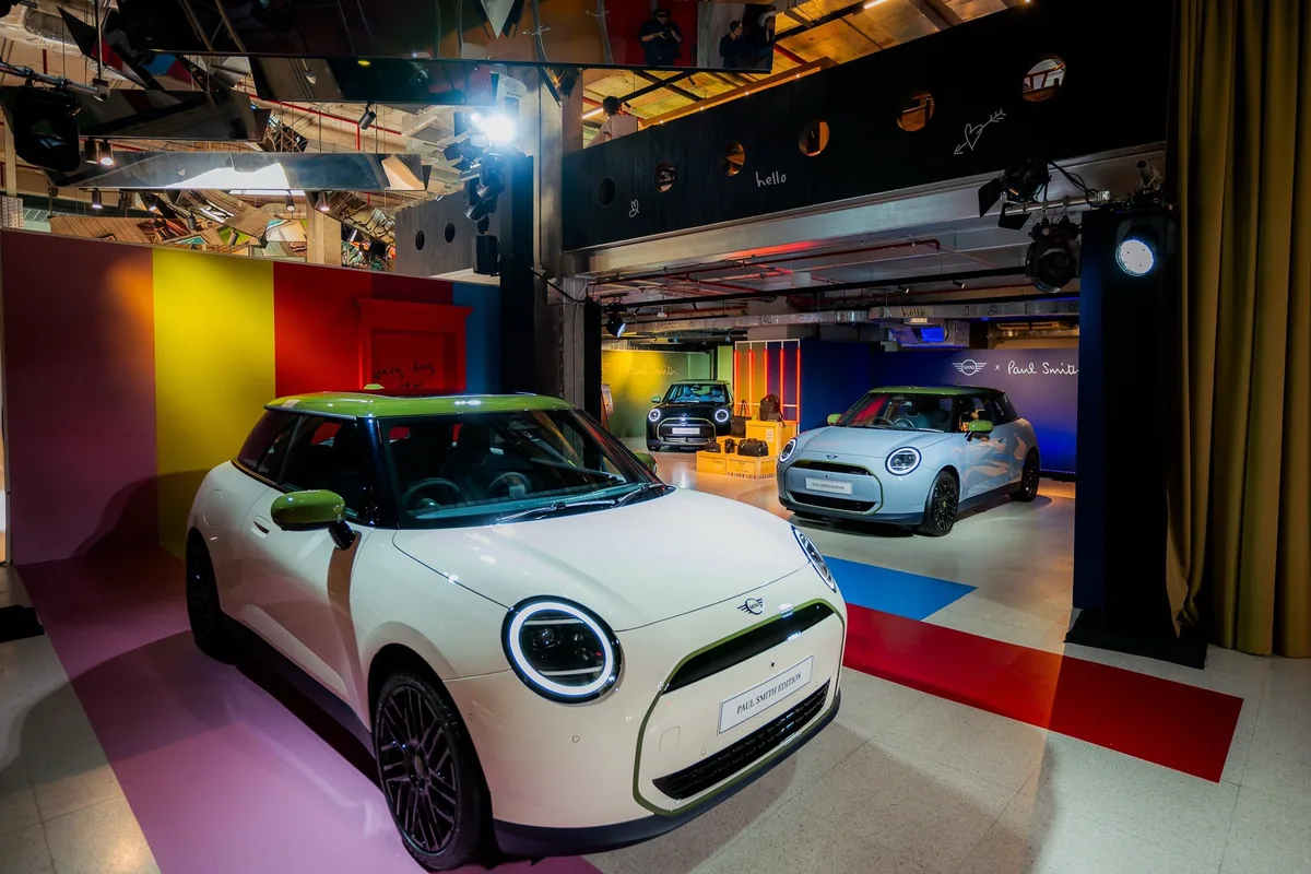 MINI Cooper Paul Smith Edition ในงานเปิดตัว MINI Cooper Paul Smith Edition ภายในงานเปิดตัวในประเทศไทย
