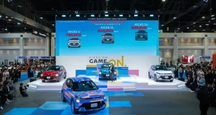 บรรยากาศเปิดตัว Nissan Kicks e-POWER ใหม่ บนเวที Nissan ในงาน Motor Show 2026 พร้อมจอแสดงราคาทั้ง 3 รุ่นย่อย