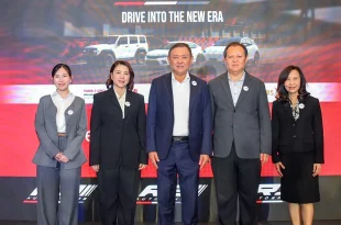 คณะผู้บริหาร R3 Autosphere ในงานเปิดตัวภาพลักษณ์องค์กรใหม่