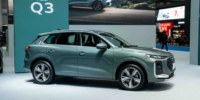 The all-new Audi Q3 SUV มุมด้านข้างในงาน Motor Show 2026