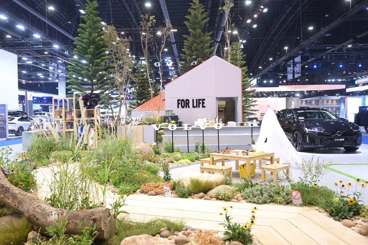 โซนไลฟ์สไตล์ Scandinavian Summer House ของ Volvo โซน Scandinavian Summer House ภายในบูธ Volvo ในงาน Motor Show 2026