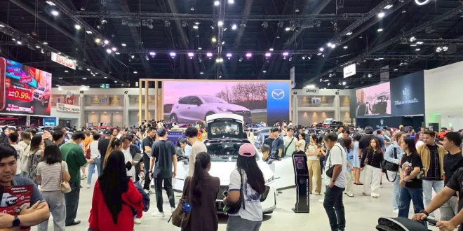 บรรยากาศผู้เข้าชมบูธ Mazda ภายในงาน Bangkok International Motor Show 2026