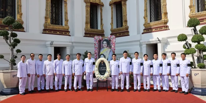 คณะผู้บริหารมาสด้า เซลส์ ประเทศไทย ร่วมบำเพ็ญกุศลและวางพวงมาลาถวายสักการะ พระบรมศพสมเด็จพระนางเจ้าสิริกิติ์ พระบรมราชชนนีพันปีหลวง