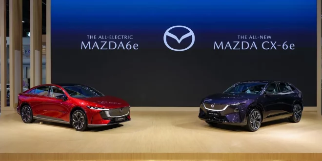 Mazda6e และ Mazda CX-6e จัดแสดงบนเวทีมาสด้าในงานมอเตอร์โชว์ 2026