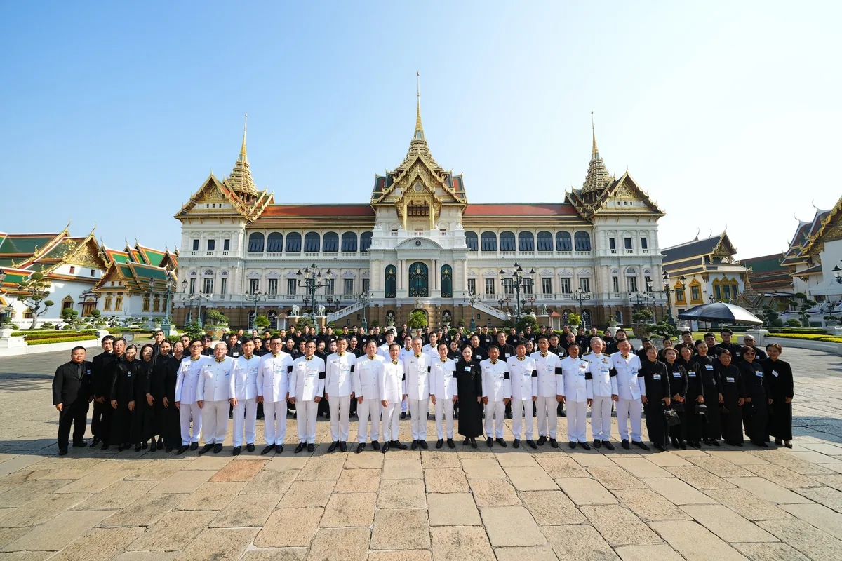 มิตซูบิชิ มอเตอร์ส ประเทศไทย ร่วมเป็นเจ้าภาพพระพิธีธรรมถวายพระบรมศพ คณะผู้บริหารและผู้แทนมิตซูบิชิ มอเตอร์ส ประเทศไทย ร่วมพระพิธีธรรมถวายพระบรมศพ ณ พระบรมมหาราชวัง