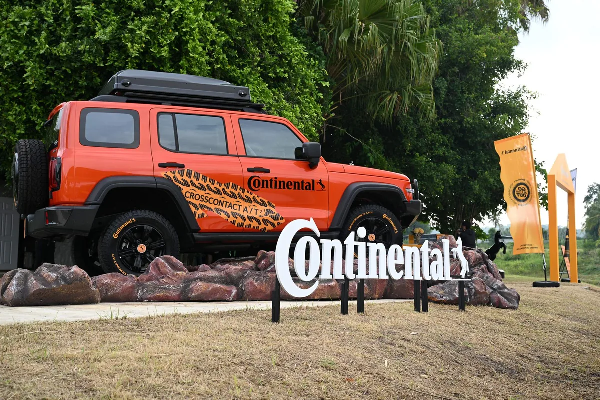 รถโชว์ Continental CrossContact A/T2 ในงาน Driving Experience 2026 รถโชว์ติดตั้งยาง Continental CrossContact A/T2 ในงาน Continental Driving Experience 2026