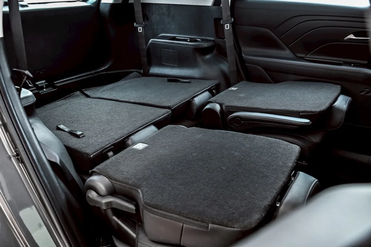 เบาะแถวสอง Captain Seat ใน Hyundai new STARGAZER เบาะแถวสอง Captain Seat ใน Hyundai new STARGAZER