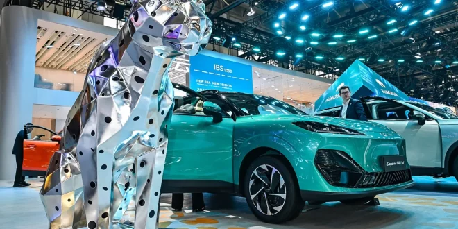 LEPAS L4 EV จัดแสดงในบูธ LEPAS ที่งาน Auto China 2026
