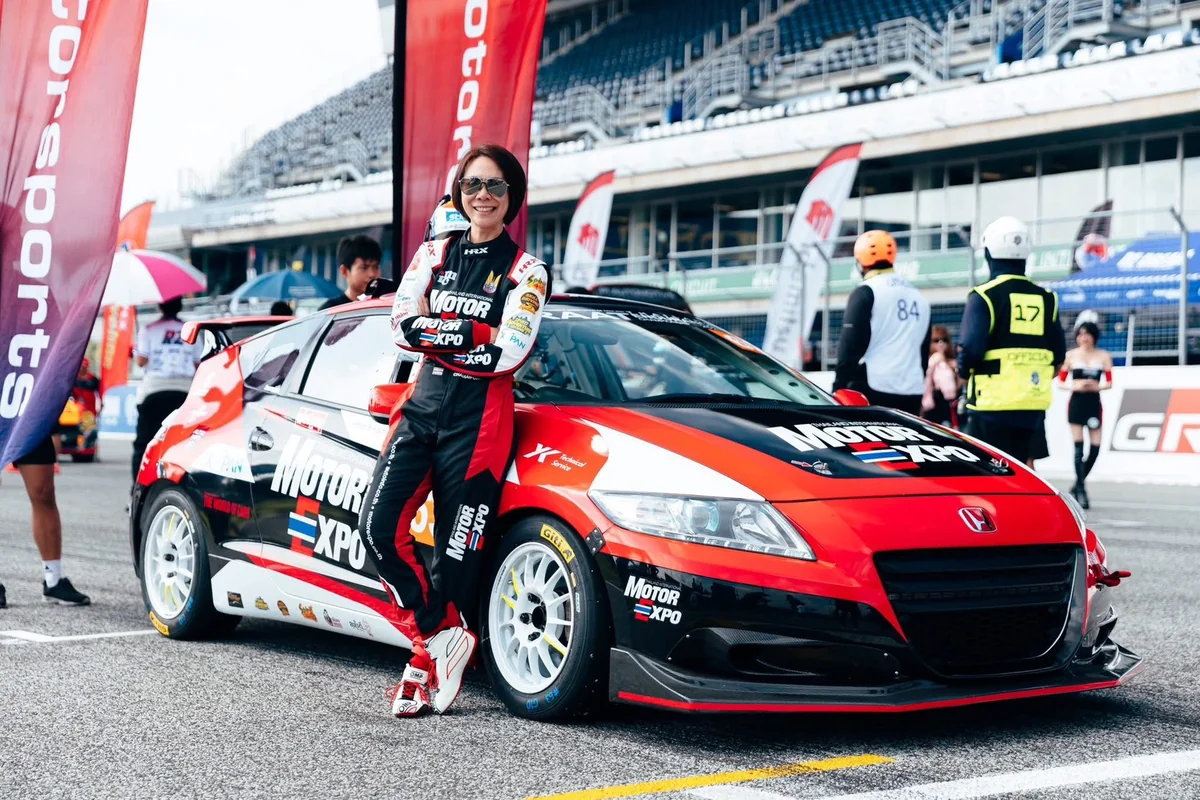 HONDA CR-Z หมายเลข 63 MOTOR EXPO Racing Team HONDA CR-Z หมายเลข 63 ของ MOTOR EXPO Racing Team ในศึก RAAT Thailand Endurance 2026