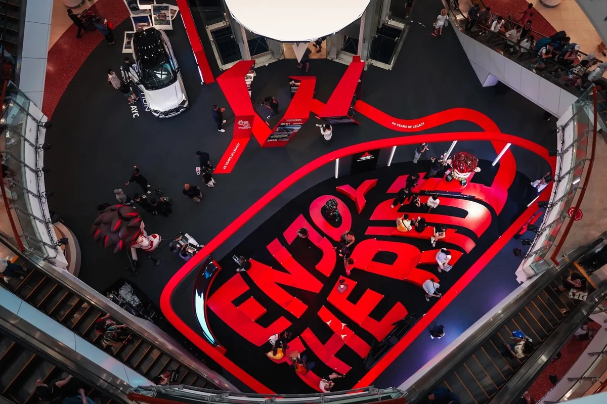 พื้นที่จัดงาน Enjoy The Ride มุมสูง มุมสูงของพื้นที่จัดงาน Enjoy The Ride และนิทรรศการมิตซูบิชิ มอเตอร์ส