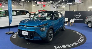 Nissan Kicks e-POWER 2026 สีฟ้า มุมด้านหน้าสามส่วน ในงาน FAST Auto Show 2026